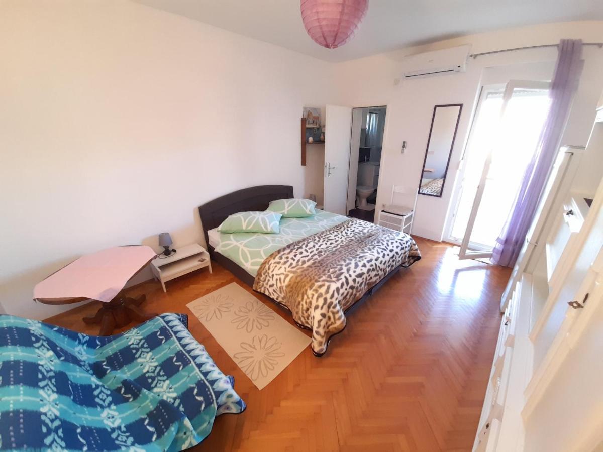Perica Apartment And Perica Room With Separate Entrance Zadar Dış mekan fotoğraf