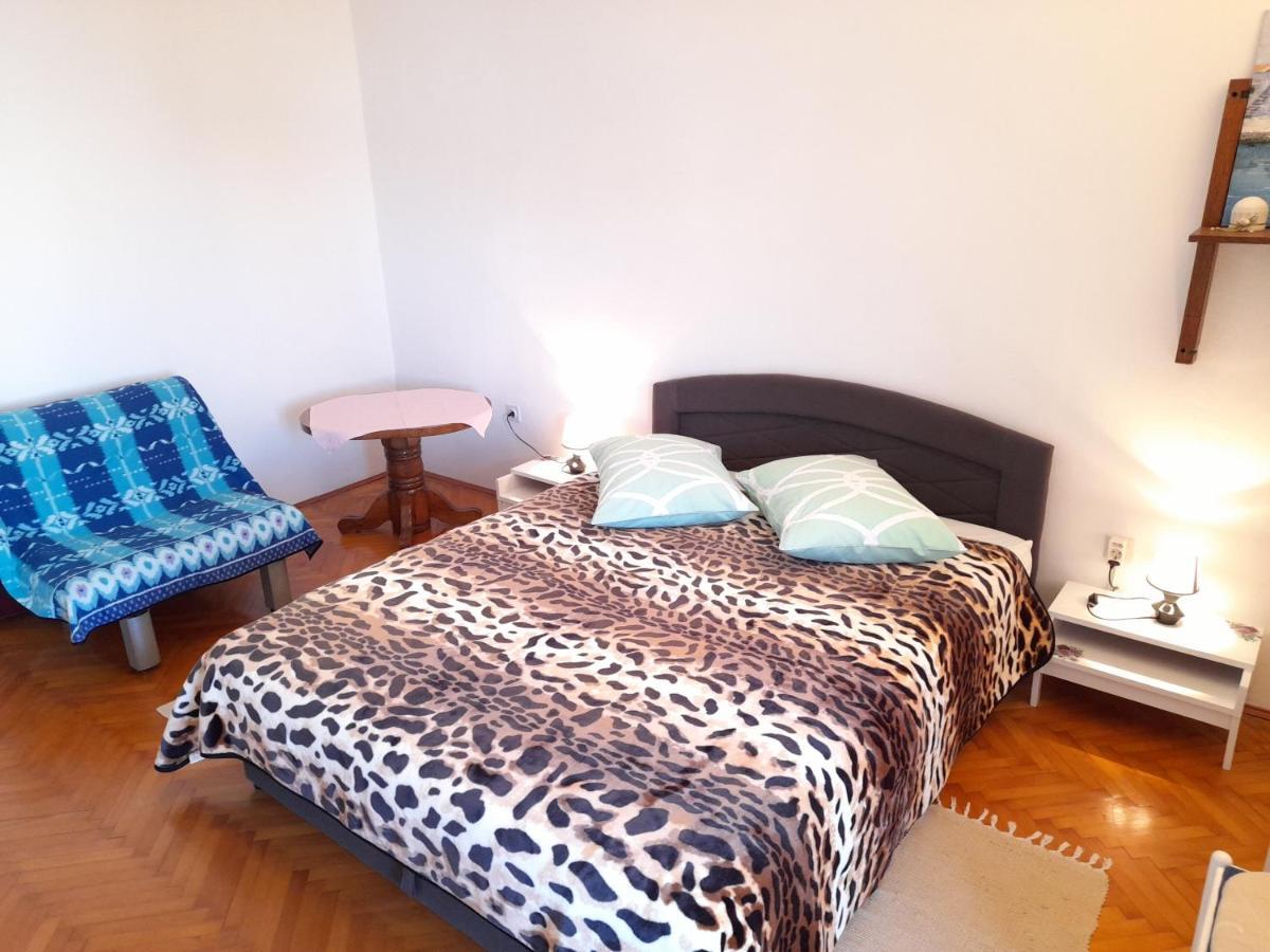 Perica Apartment And Perica Room With Separate Entrance Zadar Dış mekan fotoğraf