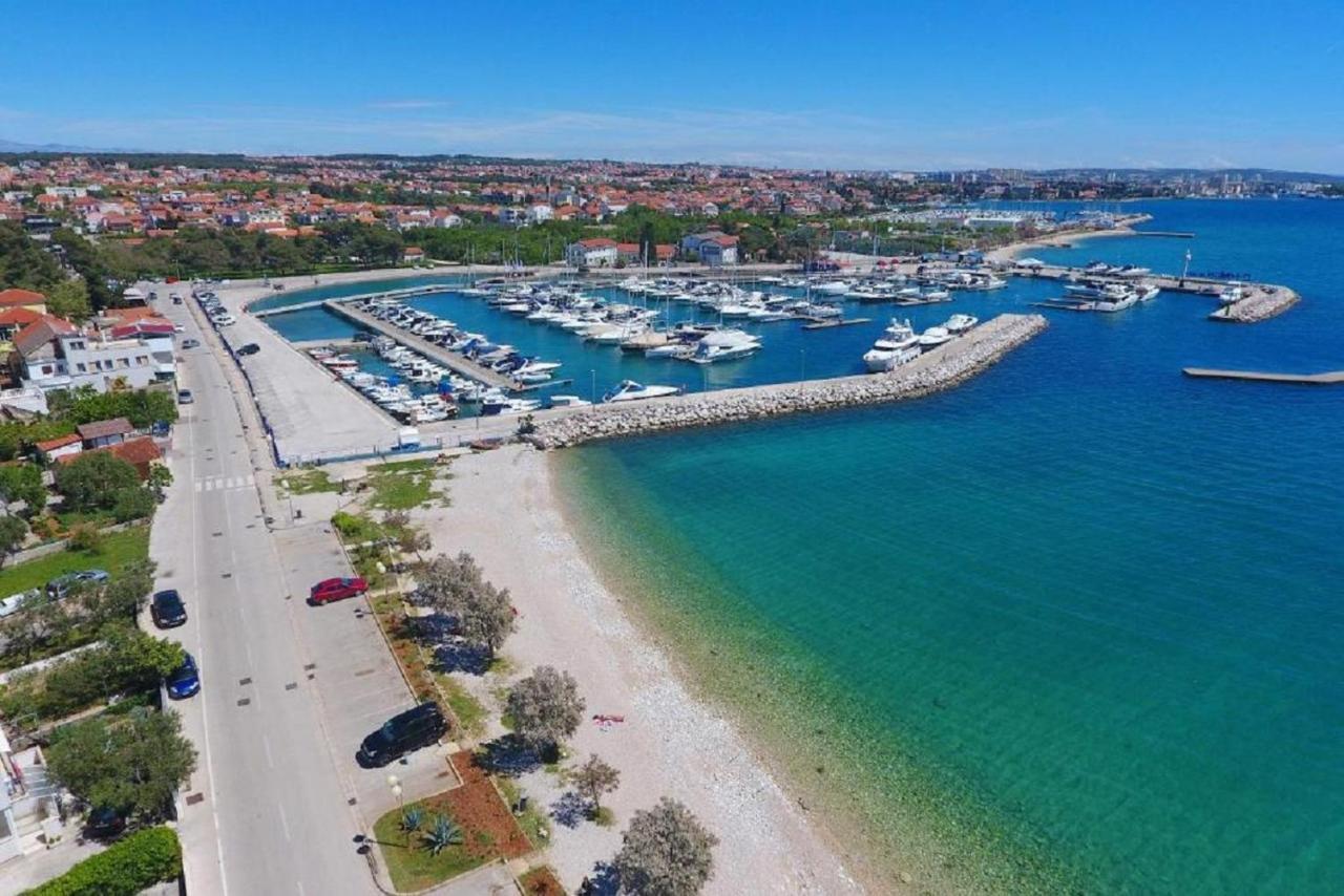 Perica Apartment And Perica Room With Separate Entrance Zadar Dış mekan fotoğraf