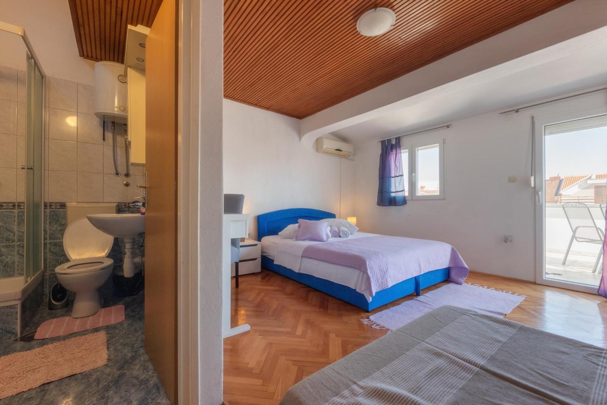 Perica Apartment And Perica Room With Separate Entrance Zadar Dış mekan fotoğraf